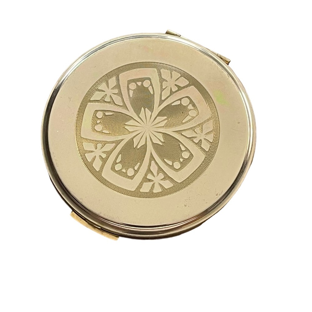 Volupte Mirrored Compact Etched Floral Pattern Round Gold Tone Snap Vintage